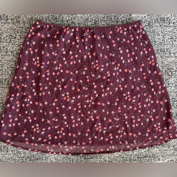 wild fable Dresses & Skirts - Wild Fable Burgundy Floral A-Line Skirt size Medium